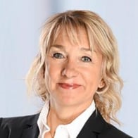 Esther Cramer. Ihre Ansprechpartnerin für die Barmenia Versicherung in Wuppertal.