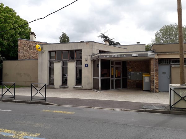 Photo du point La Poste BROU SUR CHANTEREINE