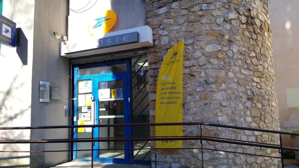 Photo du point La Poste LA BASTIDE DES JOURDANS