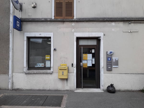 Photo du point La Poste URY