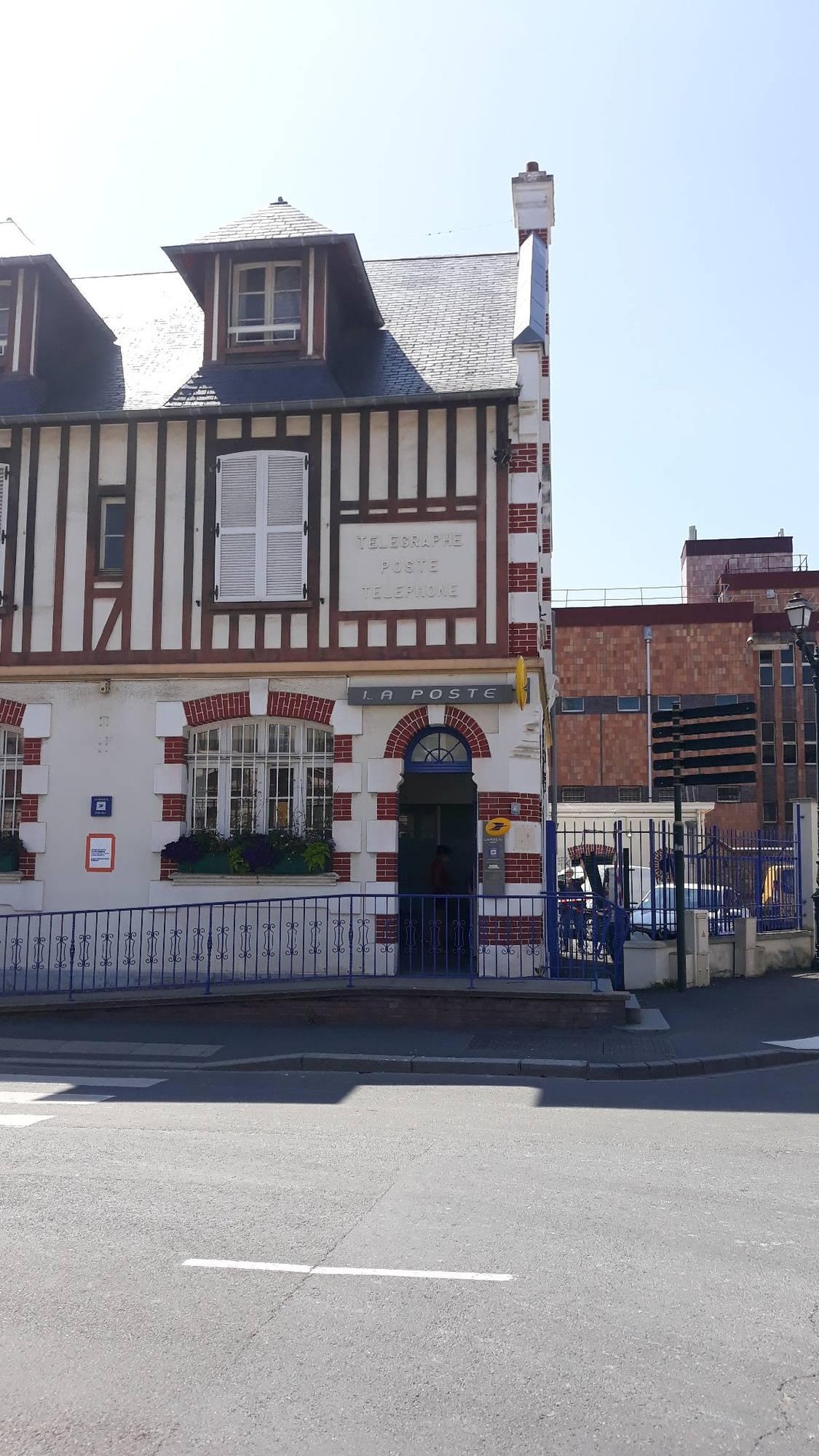 elfbar nachfüll pod läuft aus ℒ𝒶 𝒱𝒶𝓅𝑒 𝒩𝑜𝓇𝓂𝒶𝓃𝒹𝑒 (@la_vape_normande) · Dives-sur-Mer main image 1