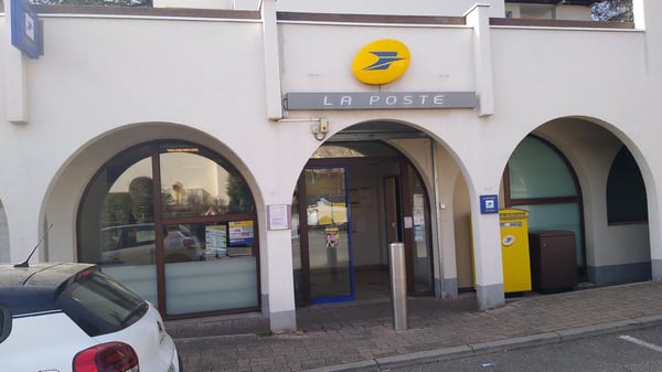 Photo du point La Poste SAINT PRIEST EN JAREZ