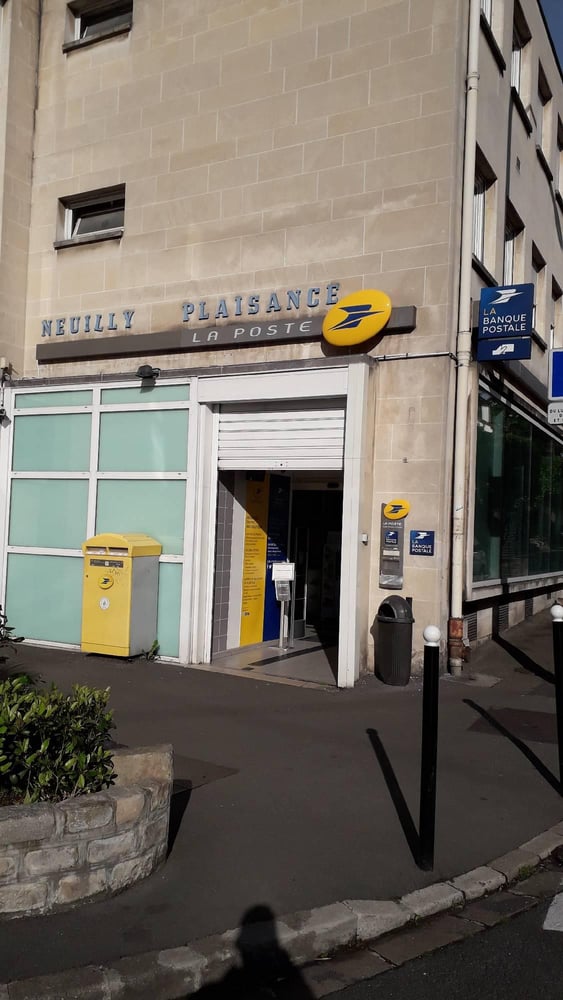 Photo du point La Poste NEUILLY PLAISANCE PRINCIPAL