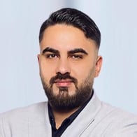 Halit Bayrak. Ihr Ansprechpartner für die Barmenia Versicherung in Hanau.