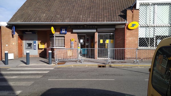 Photo du point La Poste BEUVRAGES