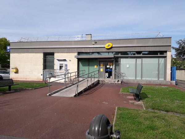 Photo du point La Poste LE BLANC MESNIL JEAN JAURES