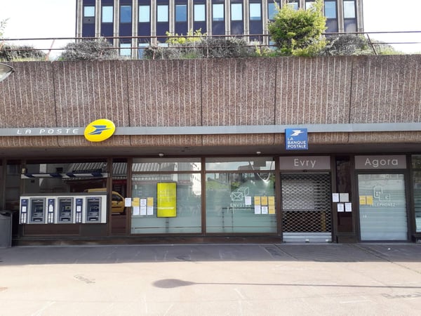 Photo du point La Poste EVRY COEUR ESSONNE