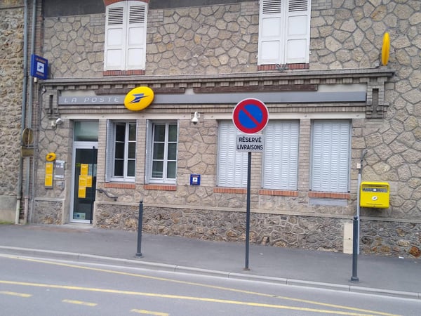 Photo du point La Poste BAZANCOURT