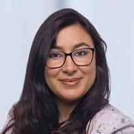 Gülnaz Uskalelier. Ihre Ansprechpartnerin für die Impact-Finanz in Mönchengladbach.