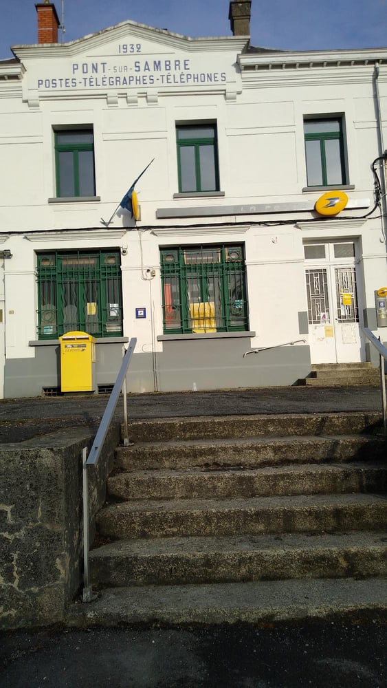 Photo du point La Poste PONT SUR SAMBRE