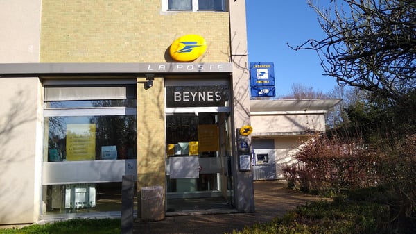 Photo du point La Poste BEYNES