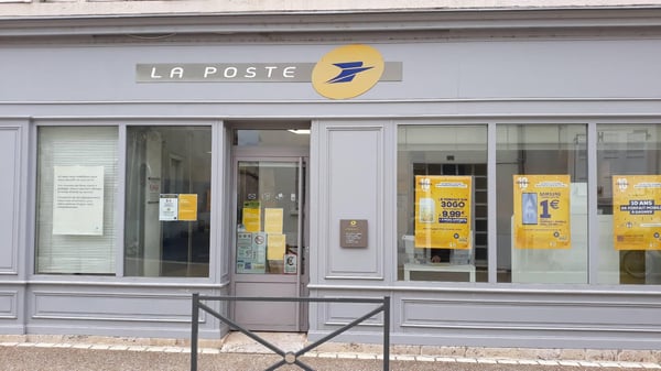 Photo du point La Poste MEUNG SUR LOIRE