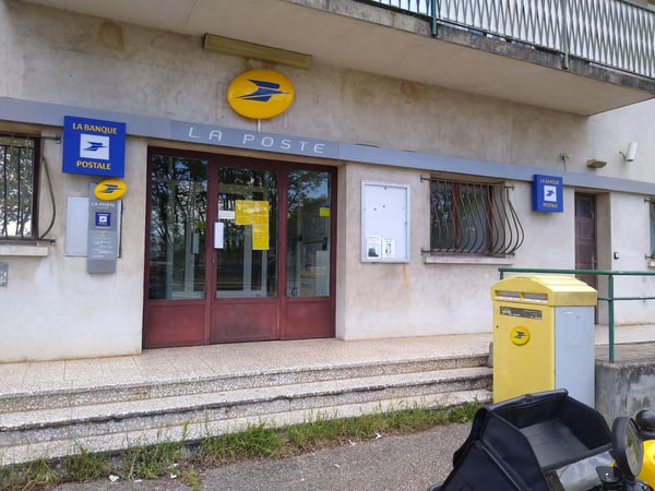 Photo du point La Poste ST PRIEST MANISSIEUX