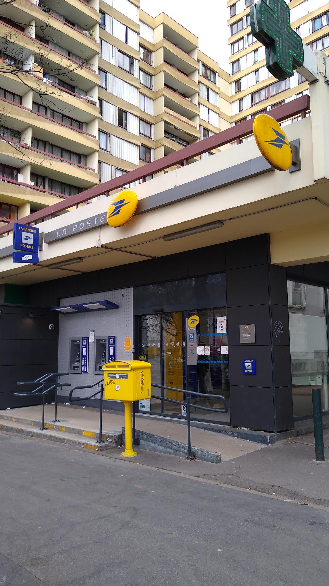 La Poste AUBERVILLIERS QUATRE CHEMINS (93300) La Poste
