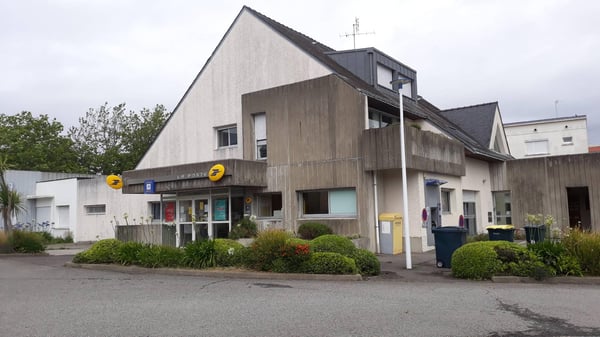 Photo du point La Poste LARMOR PLAGE