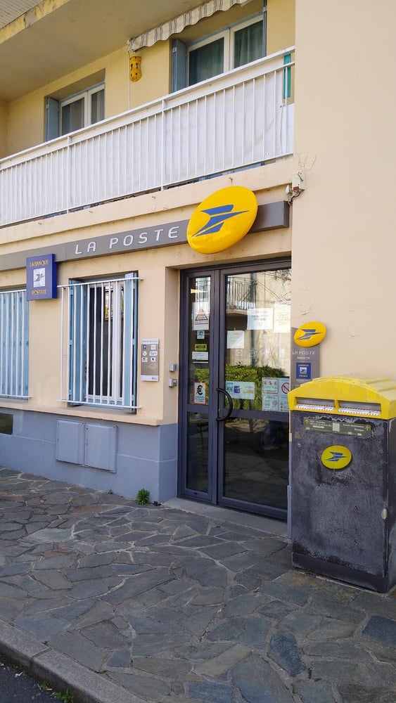 Photo du point La Poste BAGNAC SUR CELE