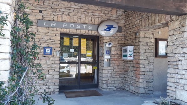 Photo du point La Poste CABRIERES D AVIGNON