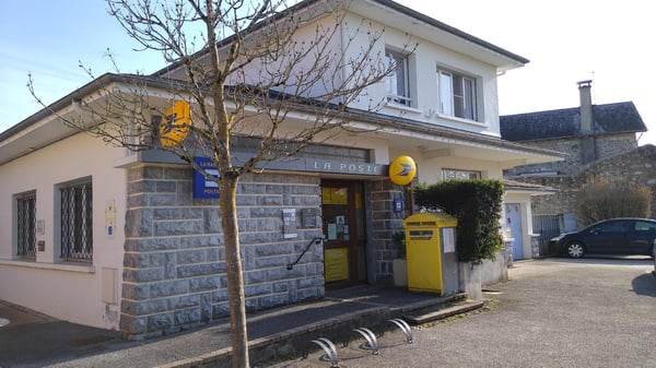 Photo du point La Poste OGEU LES BAINS