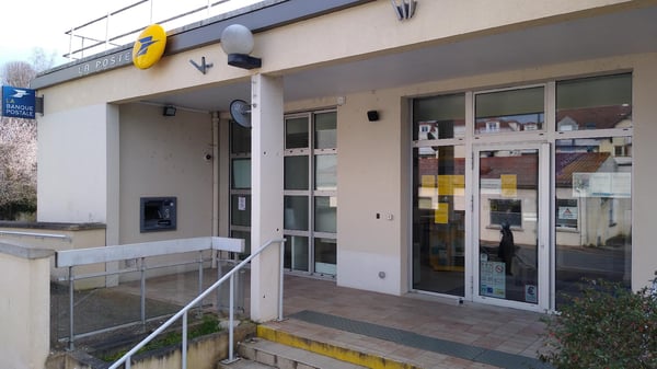 Photo du point La Poste ESBLY