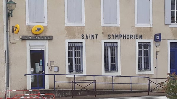 Photo du point La Poste SAINT SYMPHORIEN