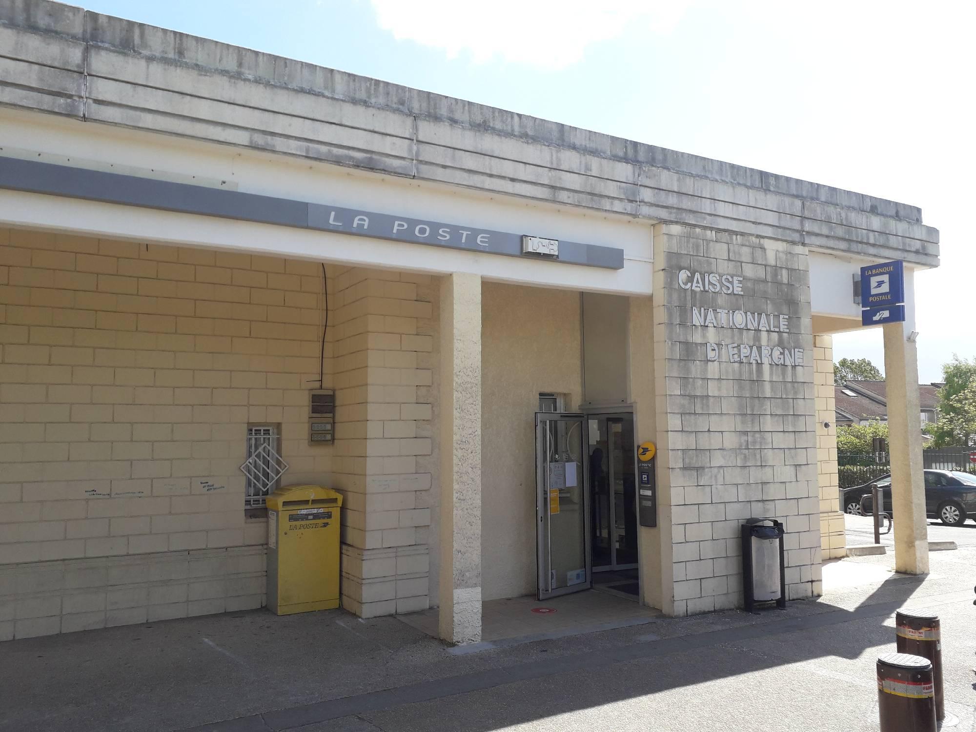 la-poste-jouy-le-moutier-95280-la-poste