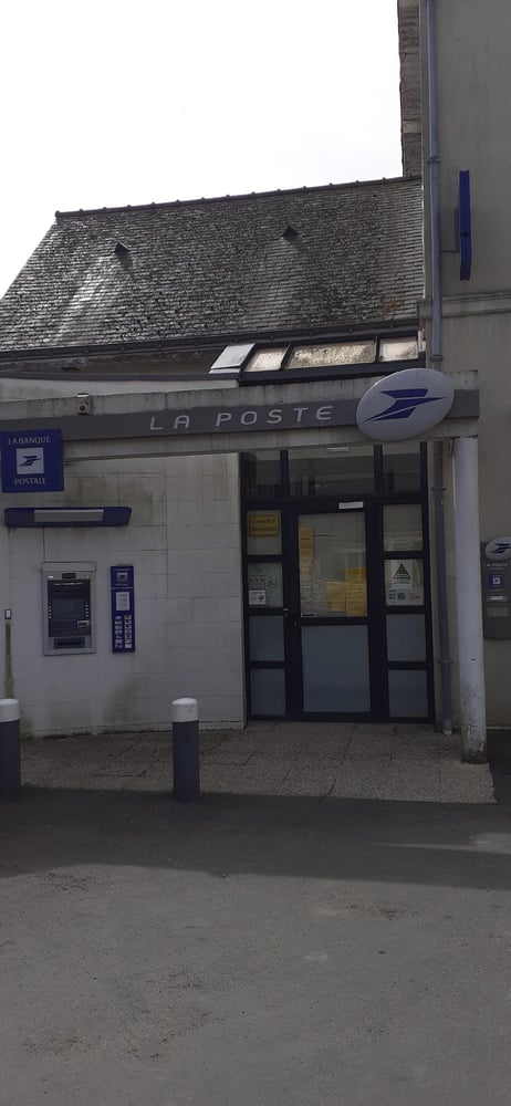 Photo du point La Poste SAINTE SUZANNE