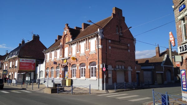 Photo du point La Poste LA CHAPELLE D ARMENTIERES