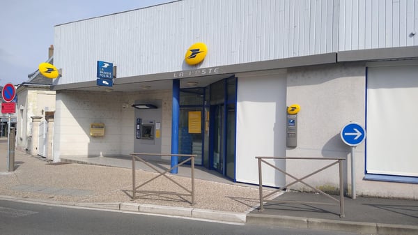 Photo du point La Poste MONTLOUIS SUR LOIRE