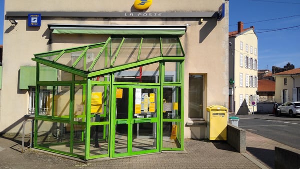 Photo du point La Poste SAINT AMANT TALLENDE