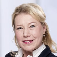Zinaida Göllner. Ihre Ansprechpartnerin für die Barmenia Versicherung in Paderborn.
