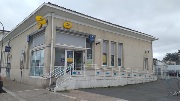 Photo du point La Poste LE BOUSCAT