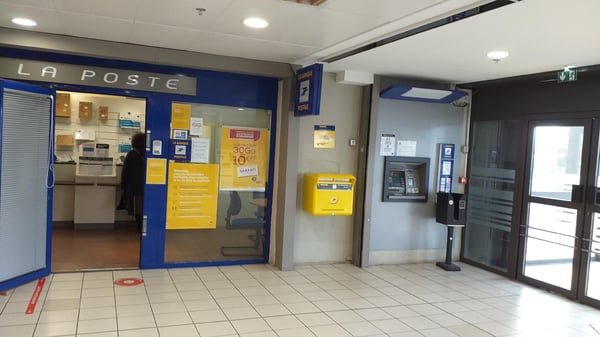 Photo du point La Poste MABLY CC LES TUILERIES