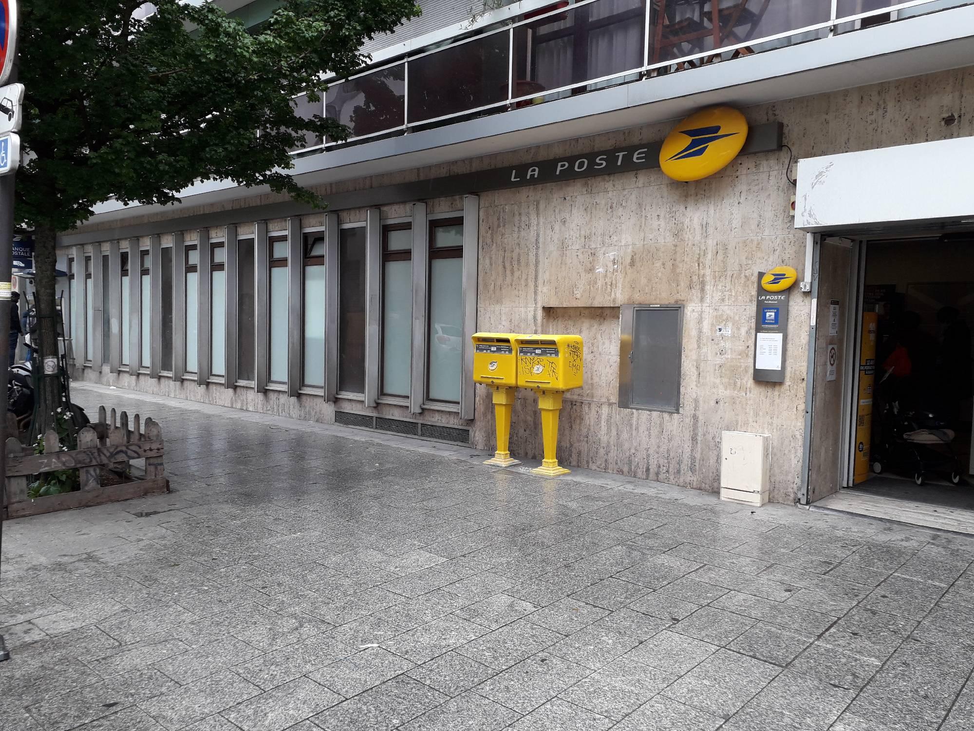 La Poste PARIS BUZENVAL (75020) - La Poste