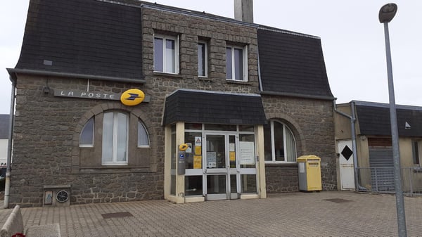 Photo du point La Poste LES PIEUX