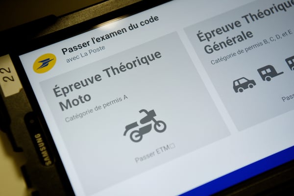 tablette pour passer son épreuve théorique auto et moto