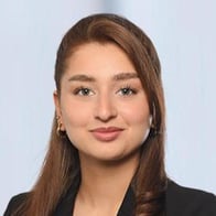 Rojin Özcan. Ihre Ansprechpartnerin für die Barmenia Versicherung in Maintal.