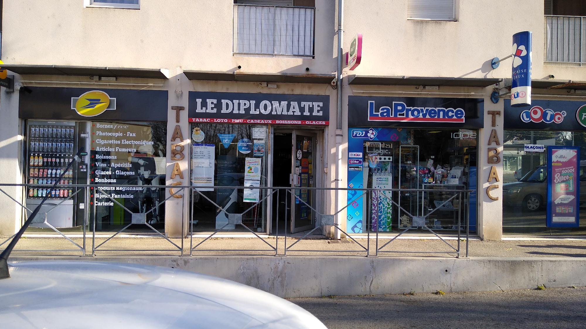 La Poste Relais ARLES BURALISTE (13200) - La Poste