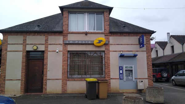 Photo du point La Poste SAINT REMY SUR AVRE