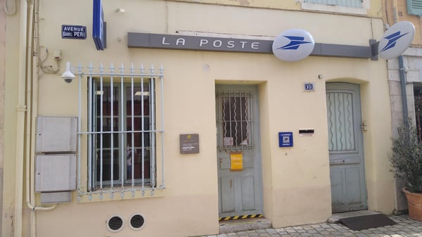 Photo du point La Poste LA CADIERE D AZUR