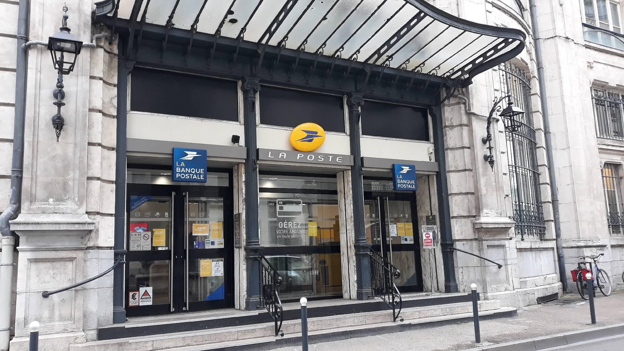 elfbar nachfüll pod läuft aus Shops flouting planned UK disposable vape ban need harsher fines, LGA says  | Vaping main image 1