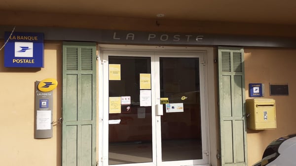 Photo du point La Poste SEILLONS SOURCE D ARGENS