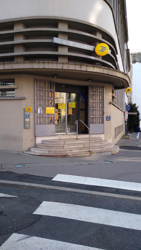 Photo du point La Poste LE PUY EN VELAY LES CARMES