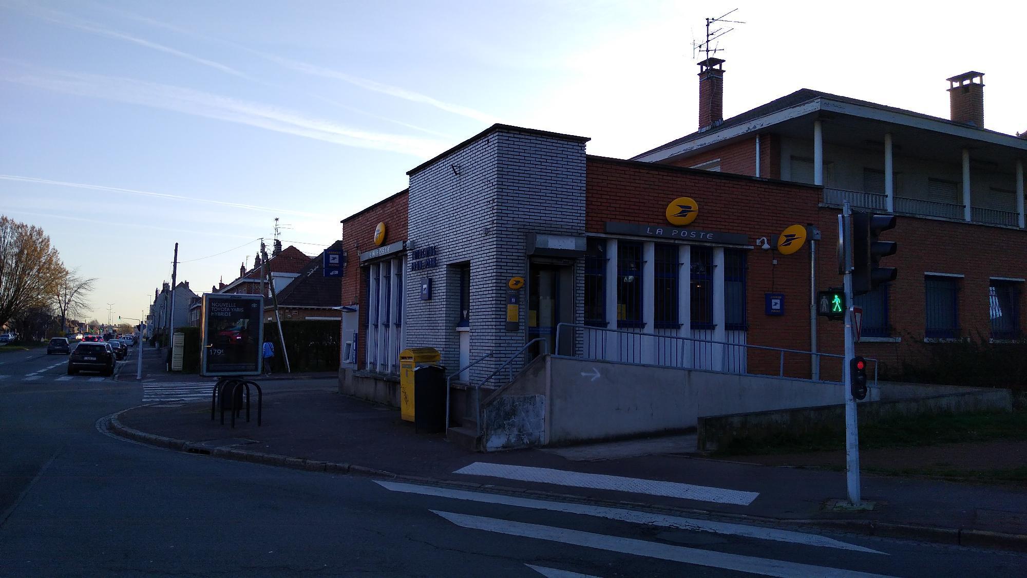 Relais Pickup AROUND THE VAP (59200) - La Poste