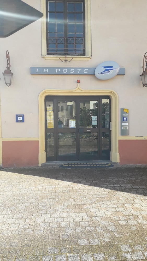 Photo du point La Poste SAINT MARTIN D ESTREAUX