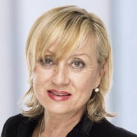 Elisabeth Stelmaszczyk. Ihre Ansprechpartnerin für die Barmenia Versicherung in Bielefeld.