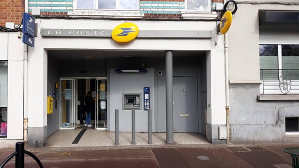 Photo du point La Poste MARCQ EN BAROEUL CROISE