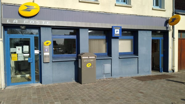 Photo du point La Poste LESTREM