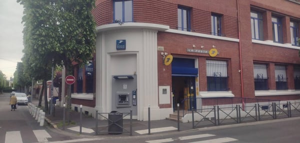 Photo du point La Poste HOUILLES