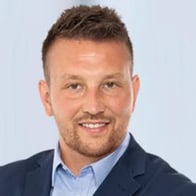 Jona Schwarzenbeck. Ihr Ansprechpartner für die Barmenia Versicherung in Dorfen.