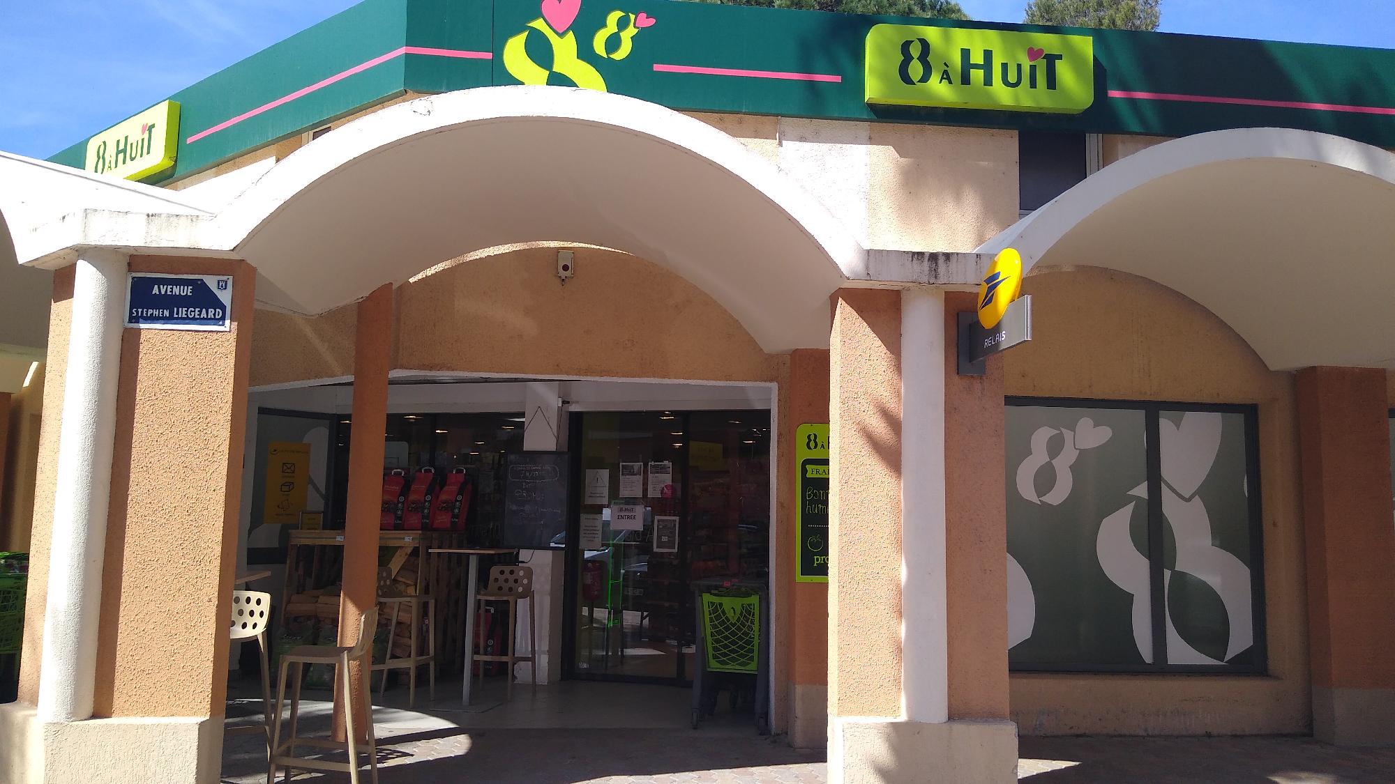 Relais Pickup LA VAP DE LILY (83250) - La Poste